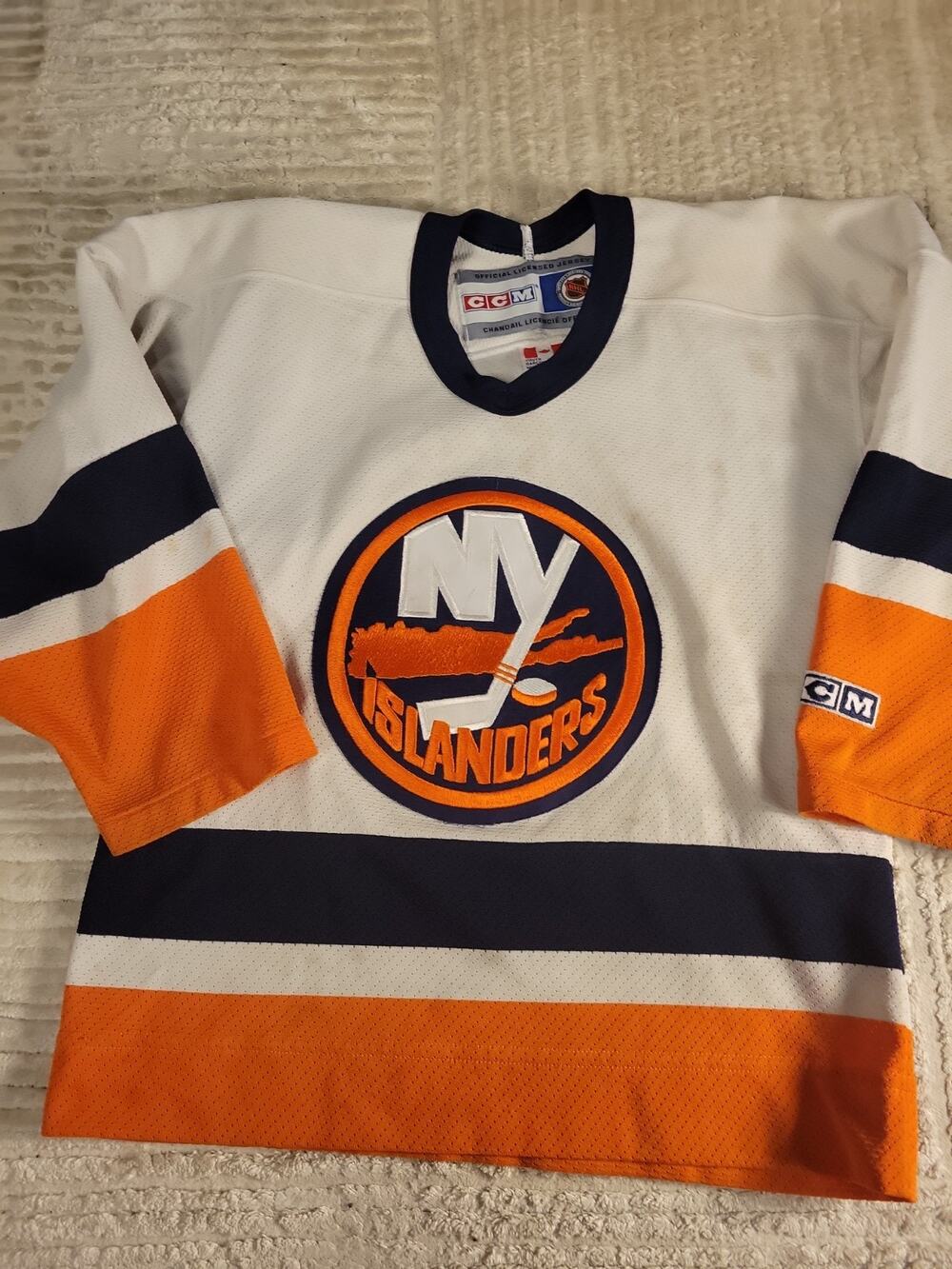 CCM New York Islanders Jersey NHL Hockey Youth Size S/M Boys Kids Children